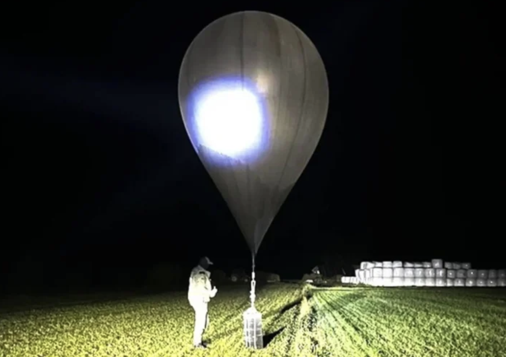 European Airports Close After Drone, Balloon Sightings European Airports Close After Drone, Balloon Sightings