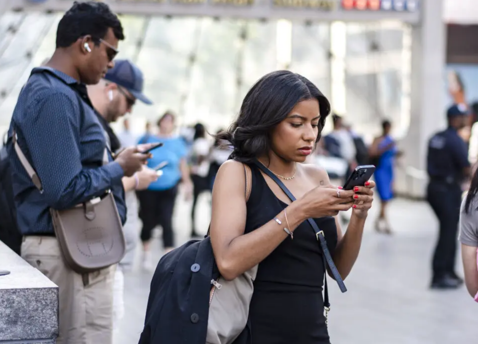 Inside the Growing Trend of Digital Detoxing