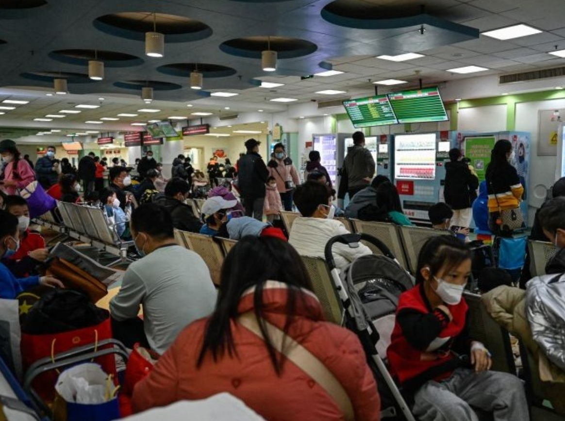 China’s Flu Wave Overwhelms Hospitals as Netizens Claim ‘It’s Actually COVID-19’