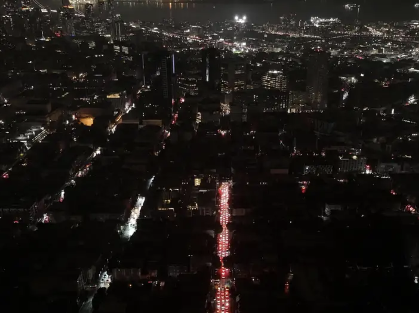 US: Tens of thousands left without power in San Francisco