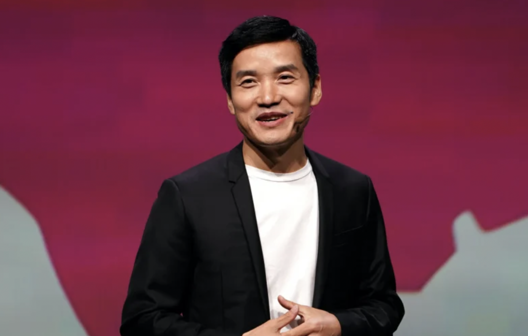 Taiwan Seeks Arrest of Chinese Smartphone Maker OnePlus CEO Over Illegal Hires