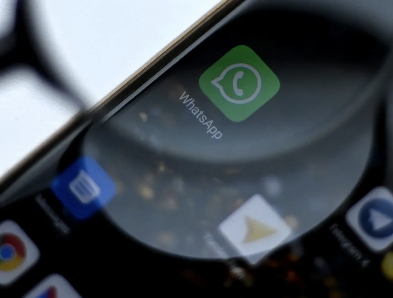 Russia Attempting to ‘Fully Block’ WhatsApp