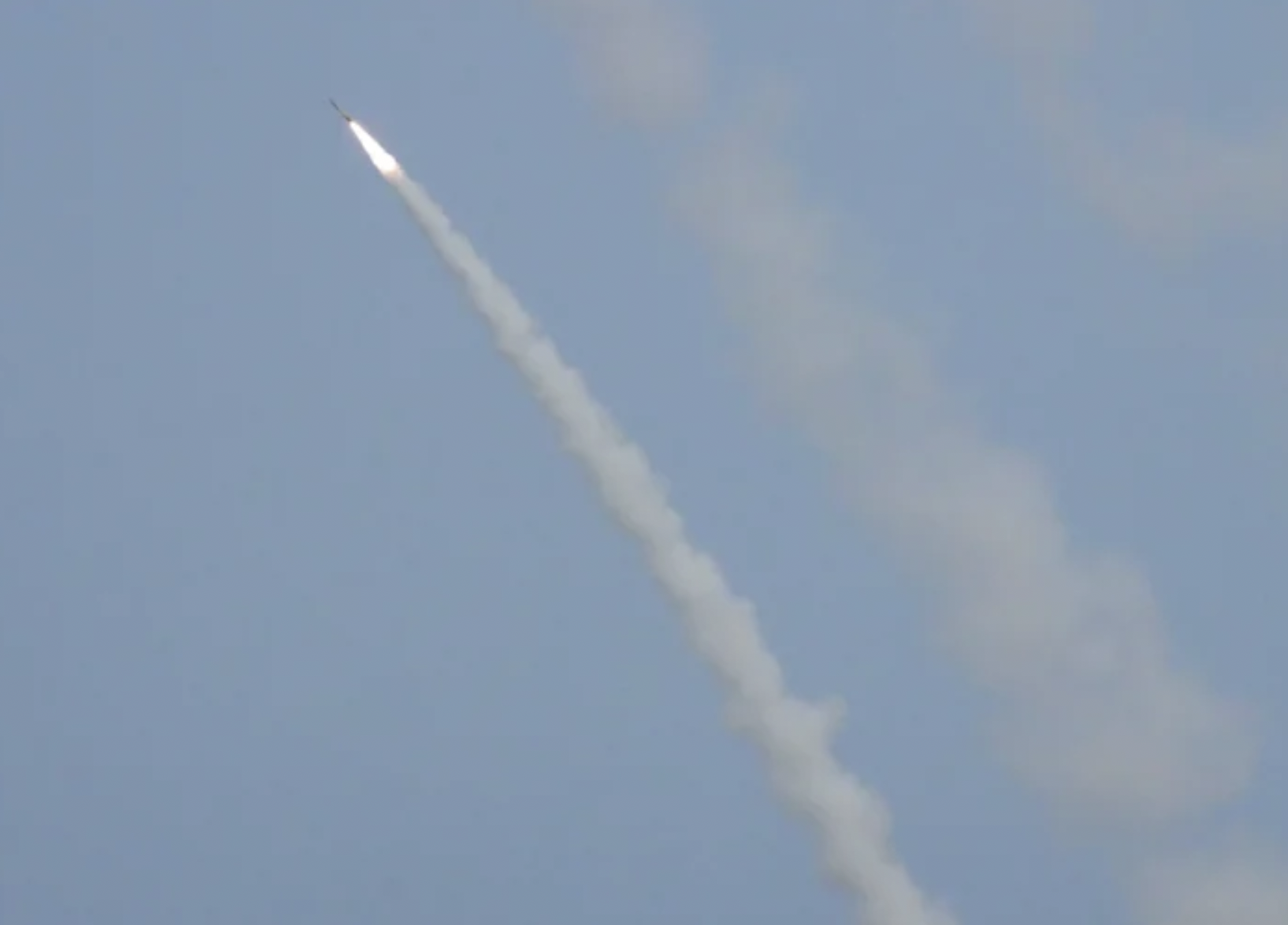 US to Deploy Advanced Missiles in Philippines Amid South China Sea Tensions