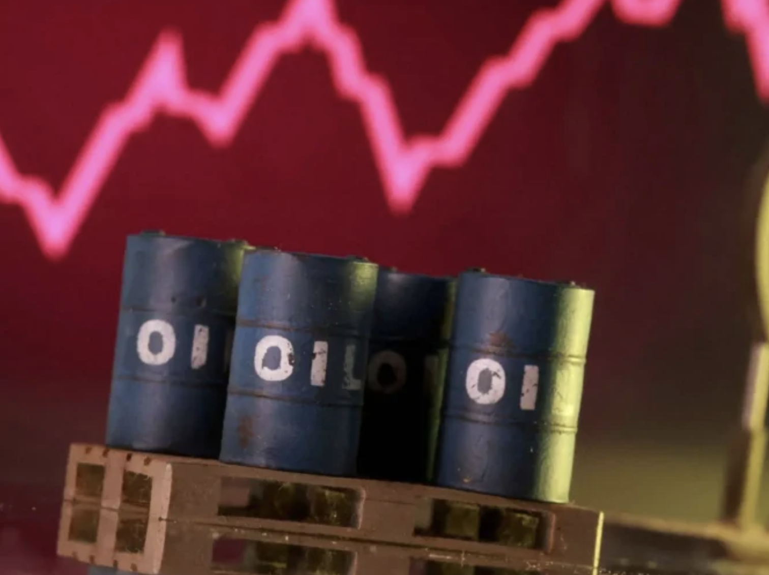 32 Countries to Release Emergency Oil Reserves in Effort to Calm Surging Prices