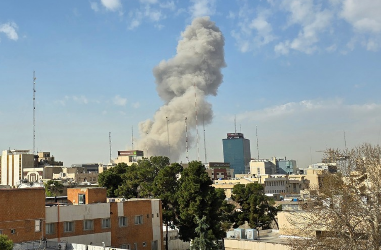 China/Russia-Backed Air Defenses Fail in Iran as Israeli-US Missiles Batter Tehran