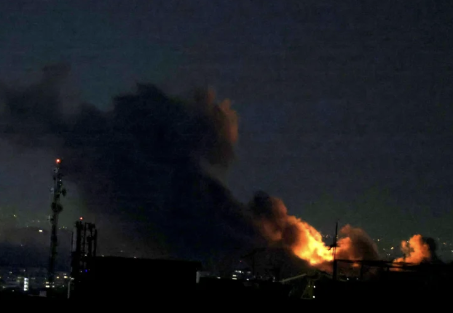 US, Israel Launch New Wave of Strikes on Iran