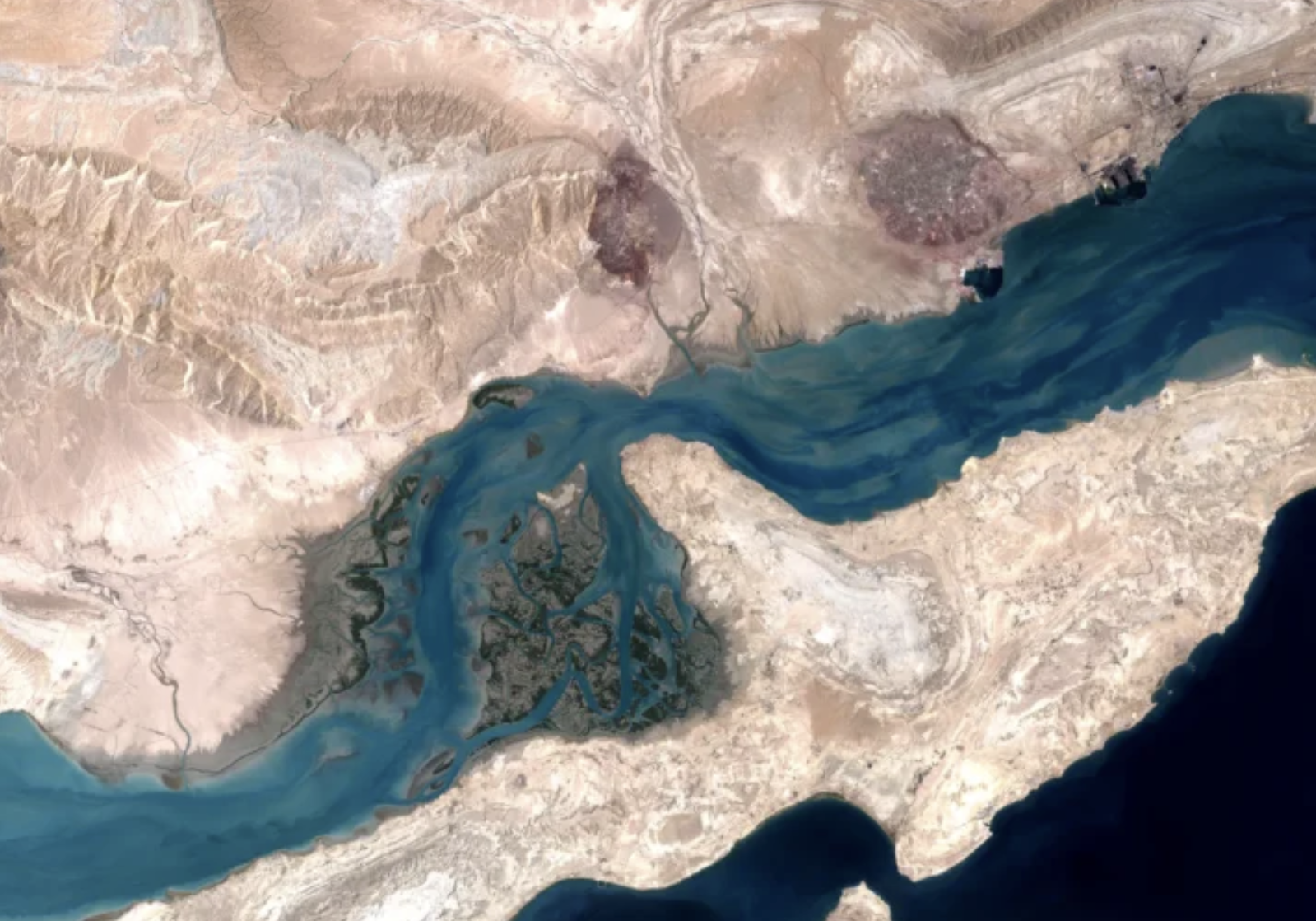 US Military Blockade on Iranian Ports Goes Into Effect