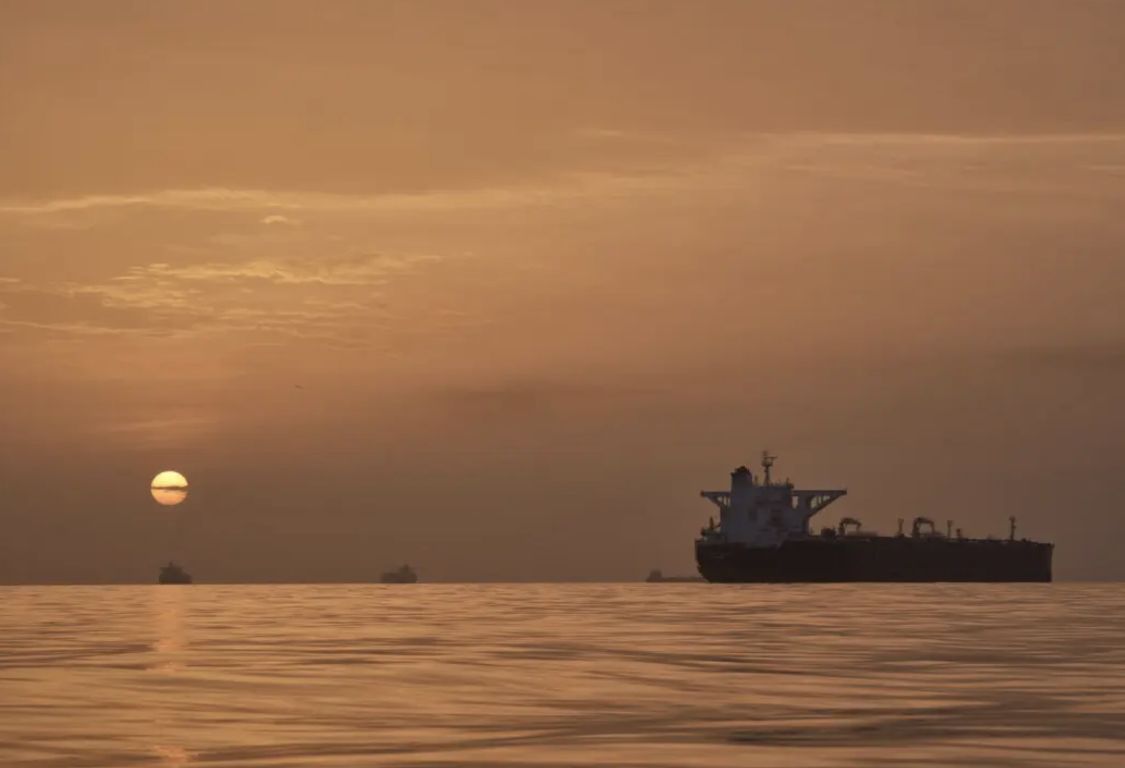 Oil Prices Fall 4.7 Percent on Hopes of US–Iran Deal
