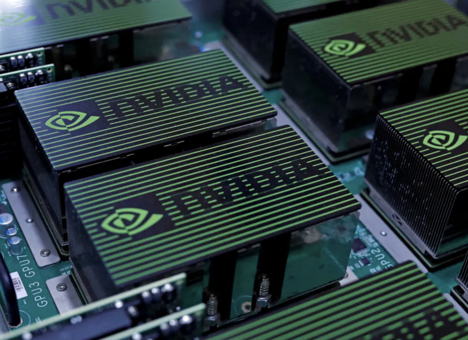 China Continues to Acquire Advanced AI Chips via Other Countries Despite New US Restrictions: Insiders