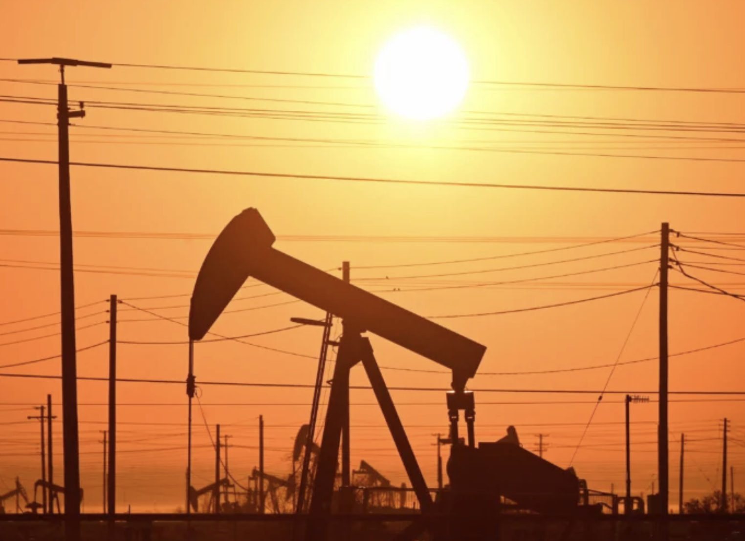 Oil Prices Fall After US, Iran Pause Fighting Over Weekend