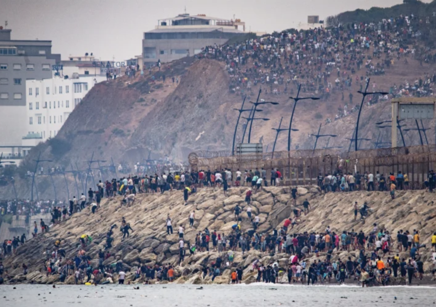 Tens of Thousands of Migrants Voluntarily Leave After Crossing Into Spanish Territory of Ceuta