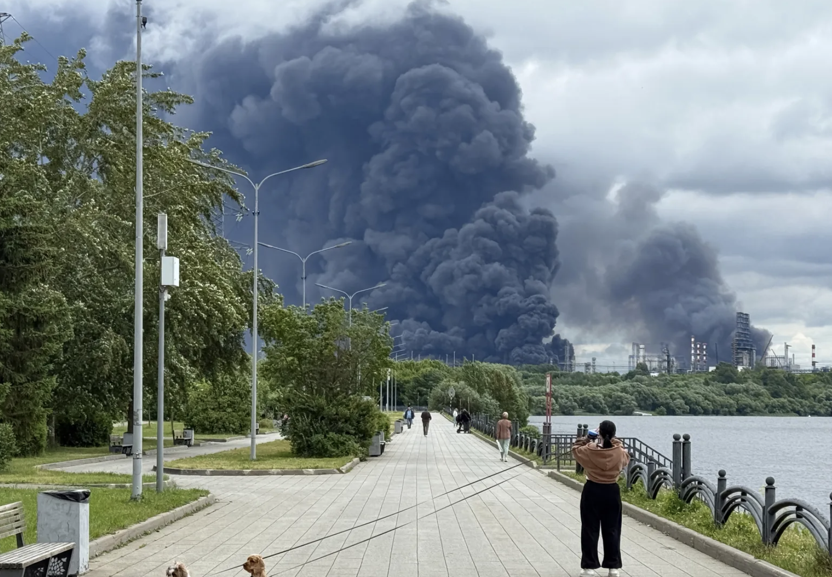 Putin Wants Russian CEOs to Pay for Air Defense They Don’t Control