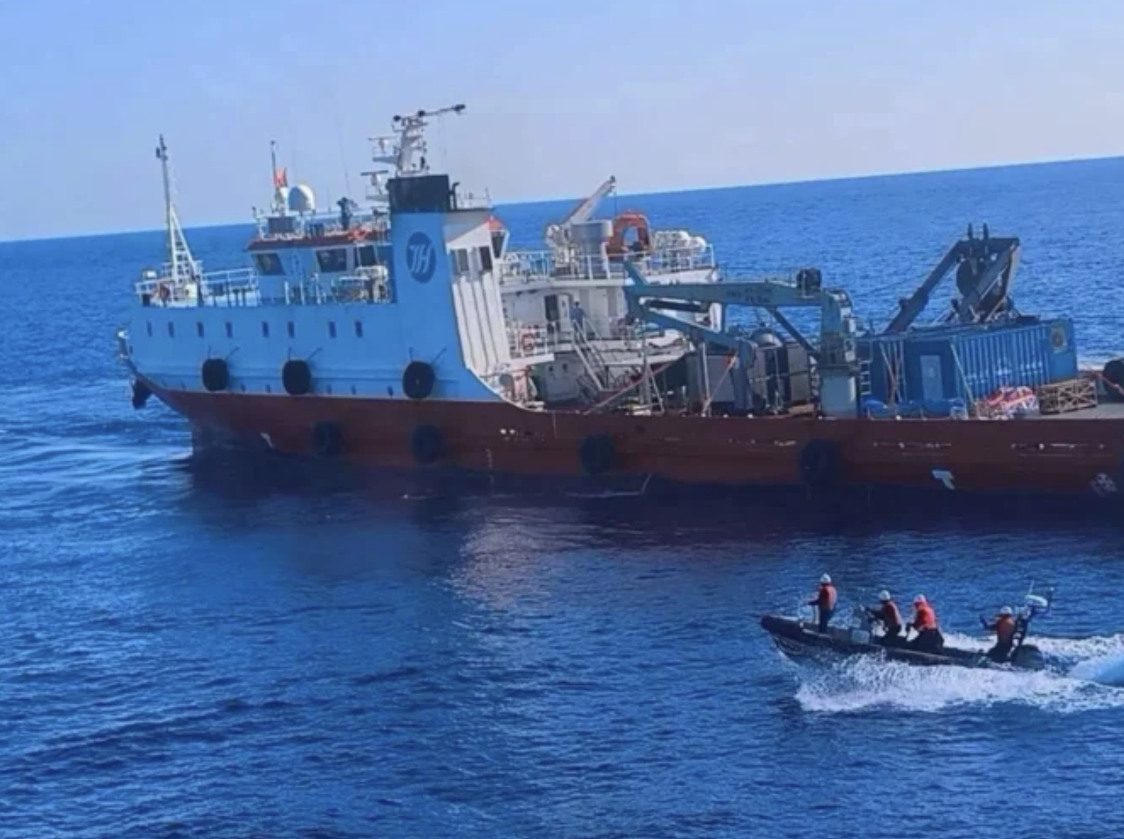 Philippines Drives Away Chinese Research Ship in Waters Near Taiwan