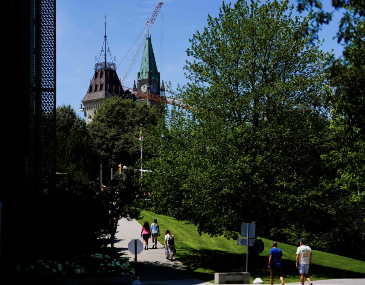 What September’s 68,000 Job Losses Signal for the Canadian Economy